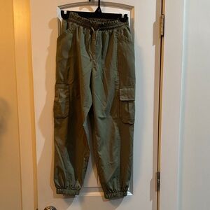 Girls Olive Cargo Jogger Pants